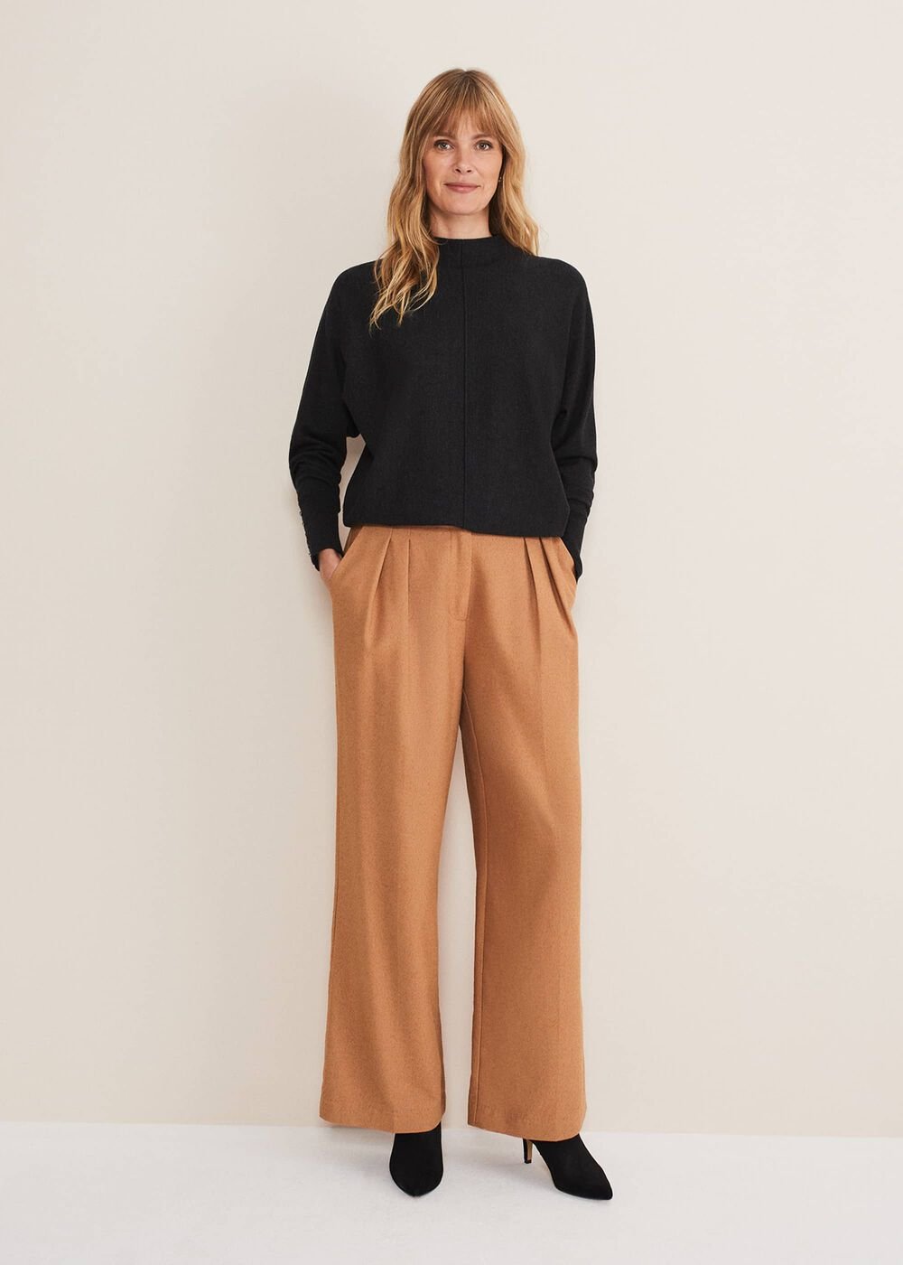 Indigo Button Cuff Easy Knit Charcoal