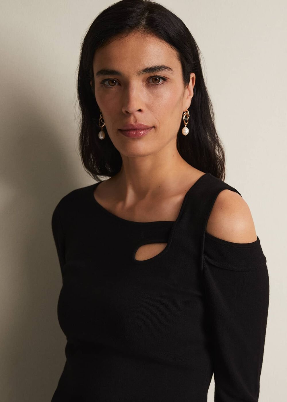 Black Long Sleeve Knit Top with Cut Out Front & Shoulder Black