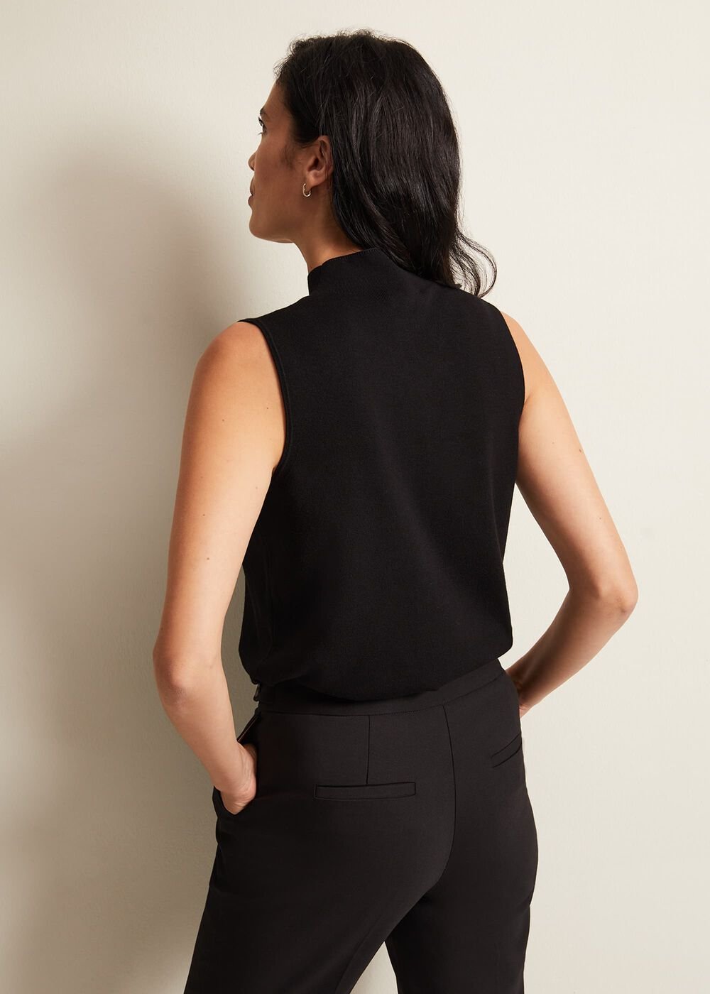 Miley Sleevless Funnel Neck Tank Black