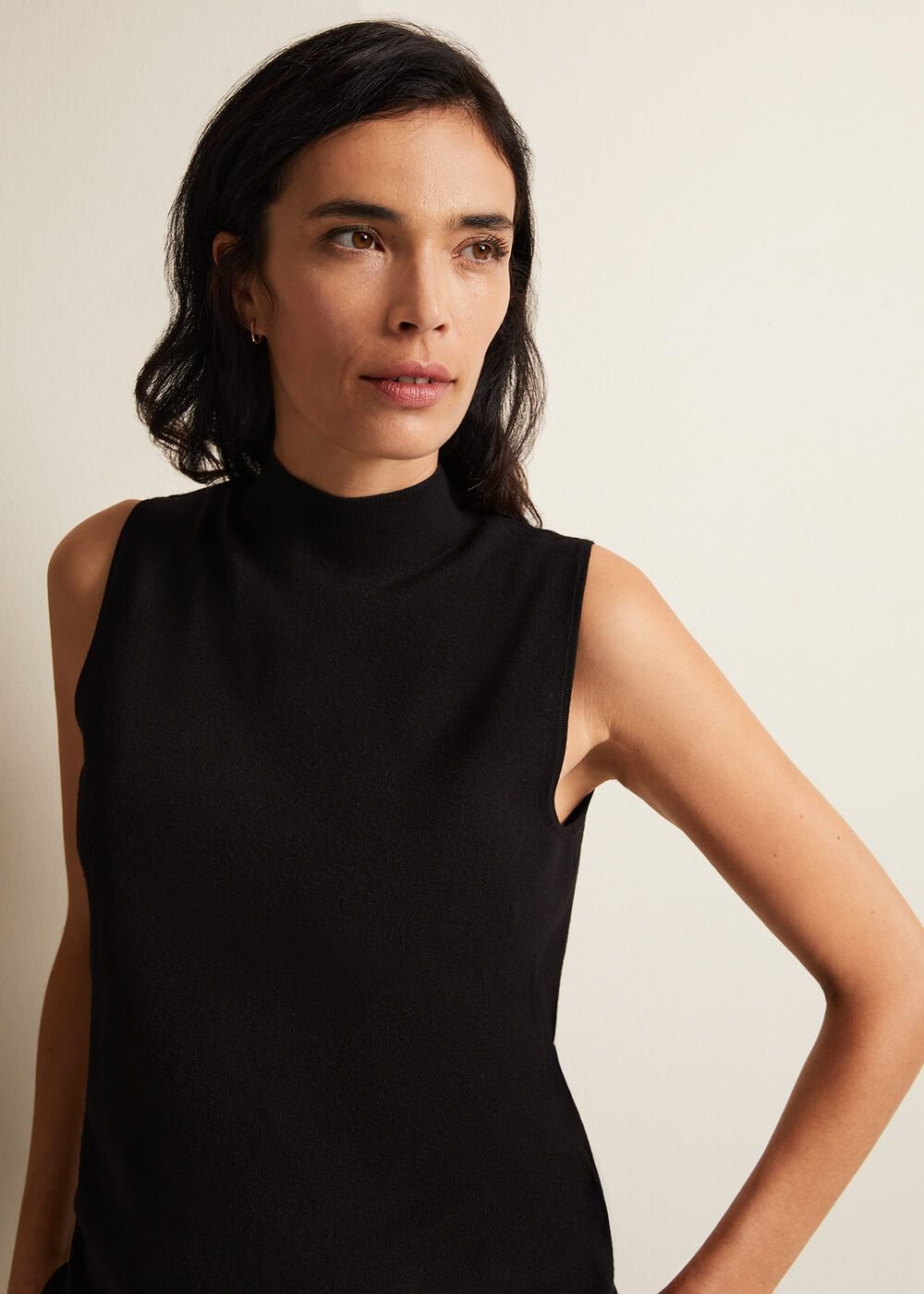 Miley Sleevless Funnel Neck Tank Black