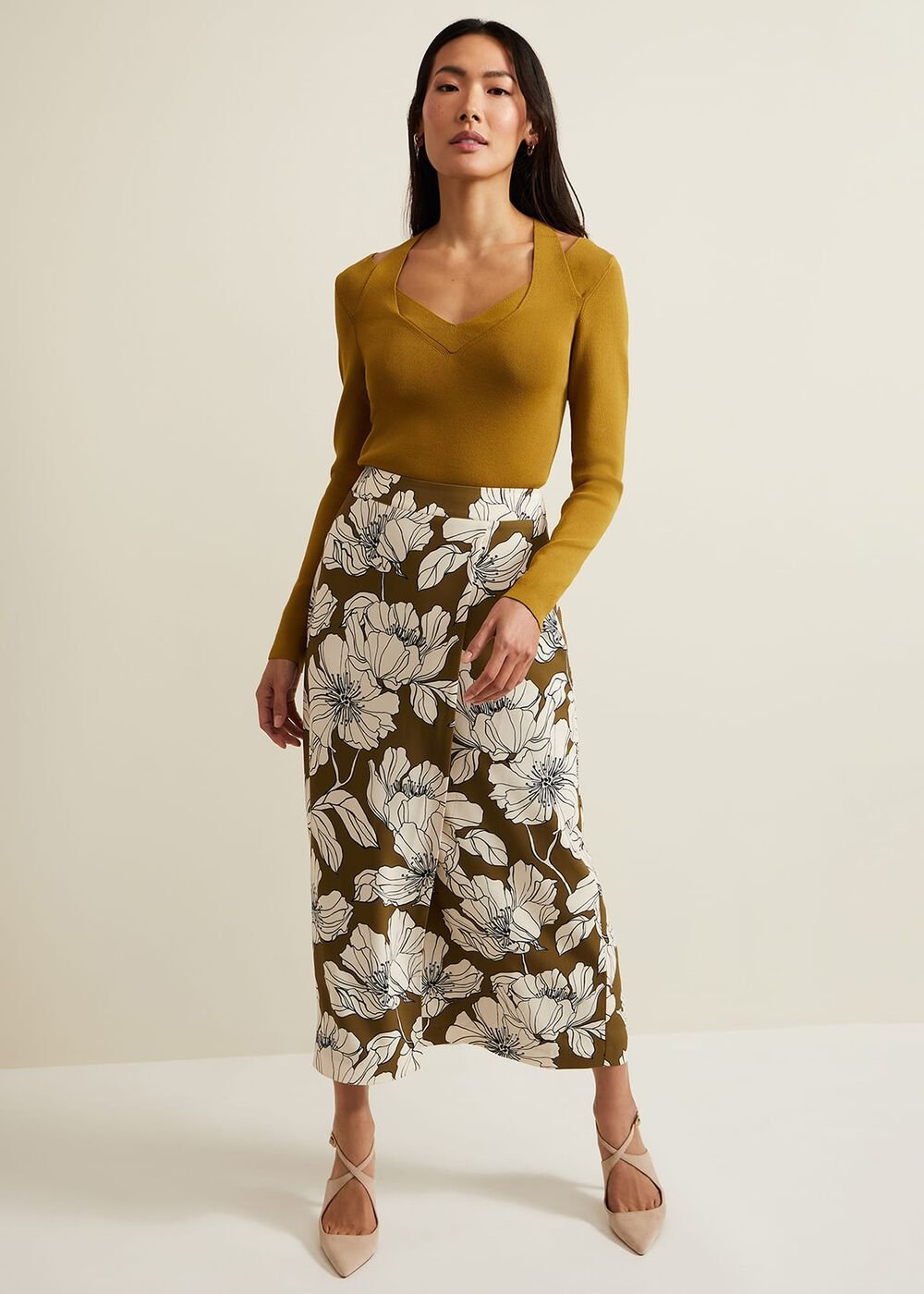 Emily Cut Out Compact Knit Top Olive