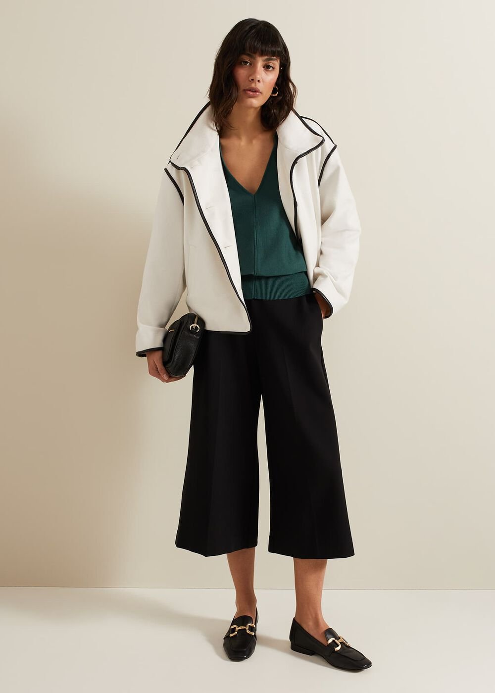 Gina V Neck Batwing Jumper Green