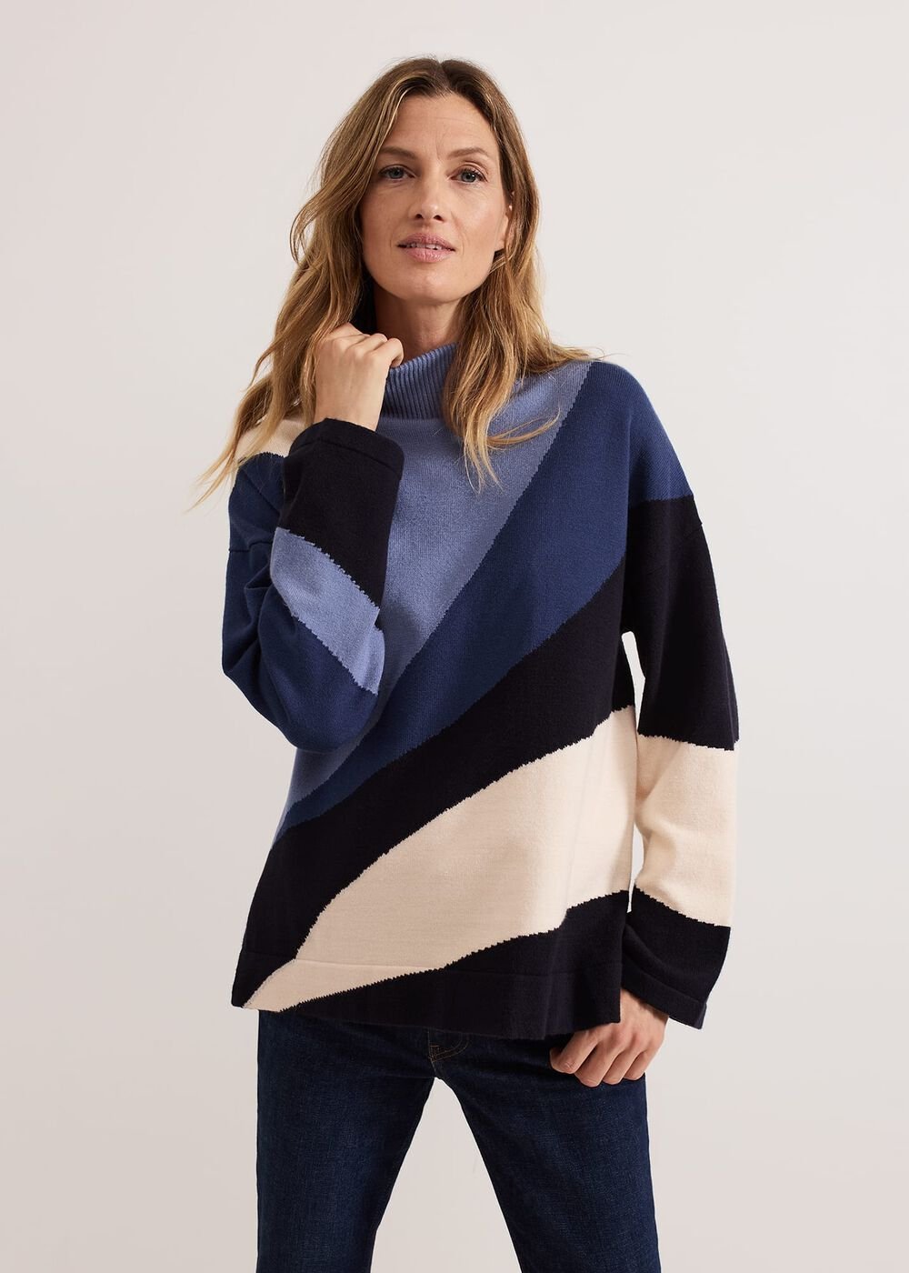 Sabrina Swirl Jacqaurd Jumper Navy