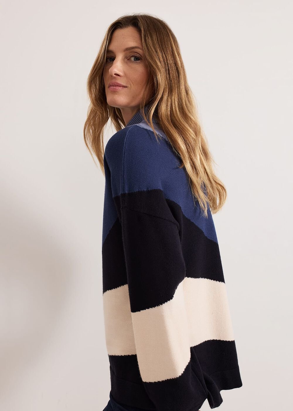 Sabrina Swirl Jacqaurd Jumper Navy