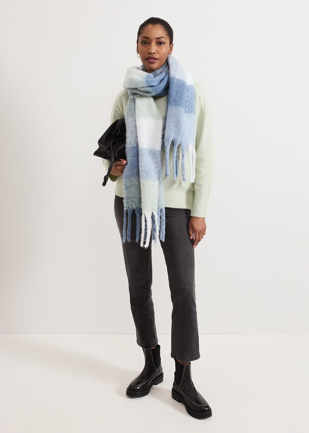 Jordan Alpaca Funnel Neck Jumper Green