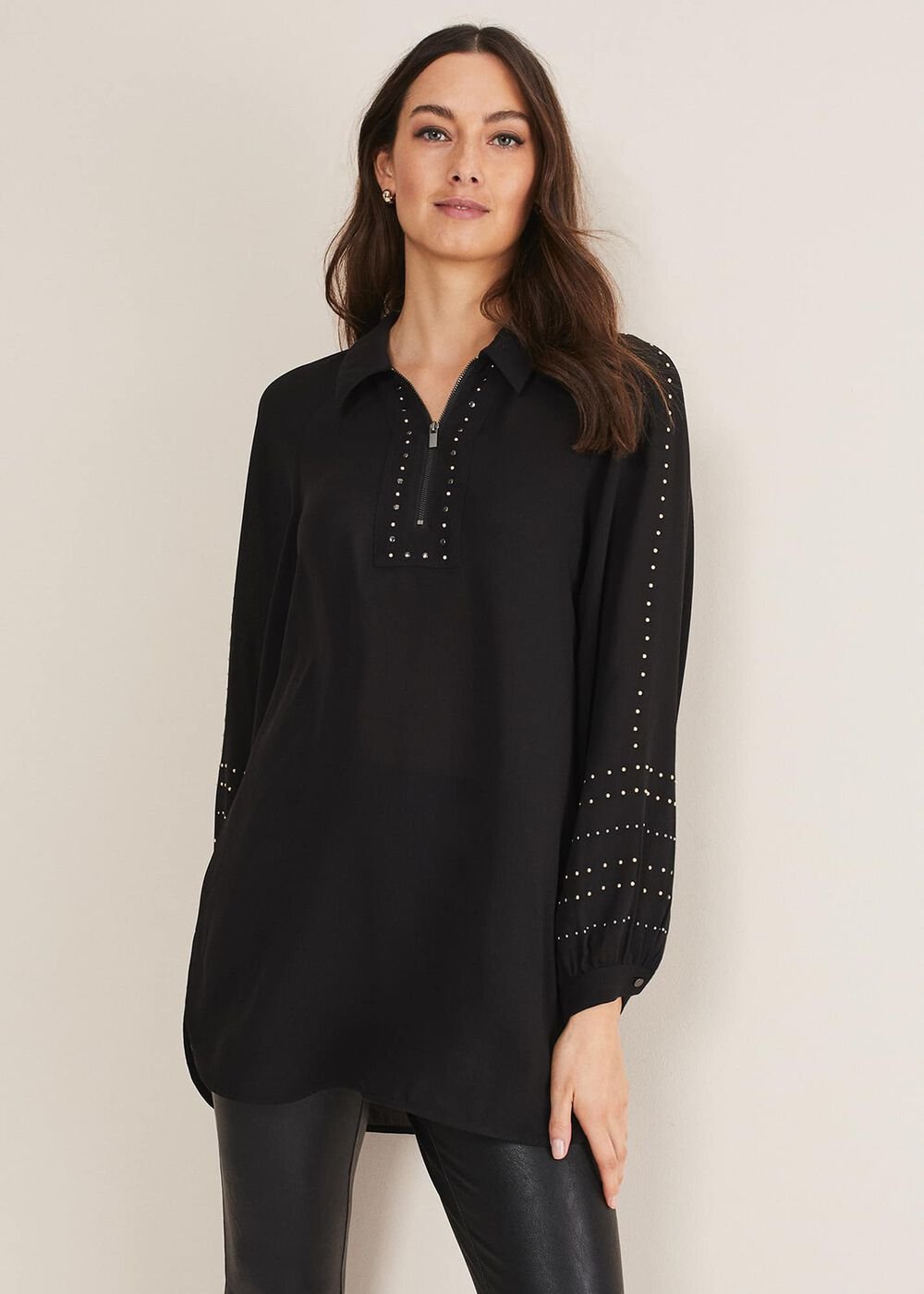 Tullulah Heatfix Sleeve Tunic Blouse Black