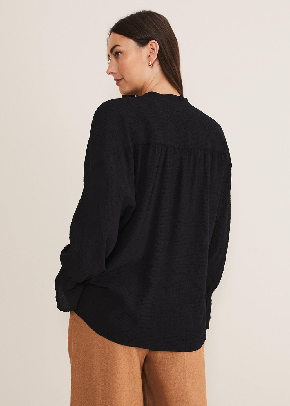 Kym V-Neck Textured Blouse Black