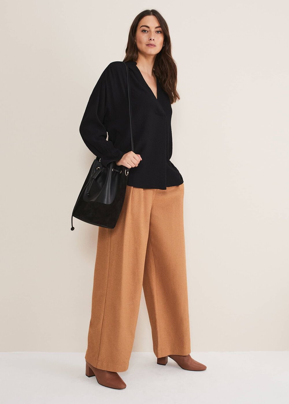 Kym V-Neck Textured Blouse Black