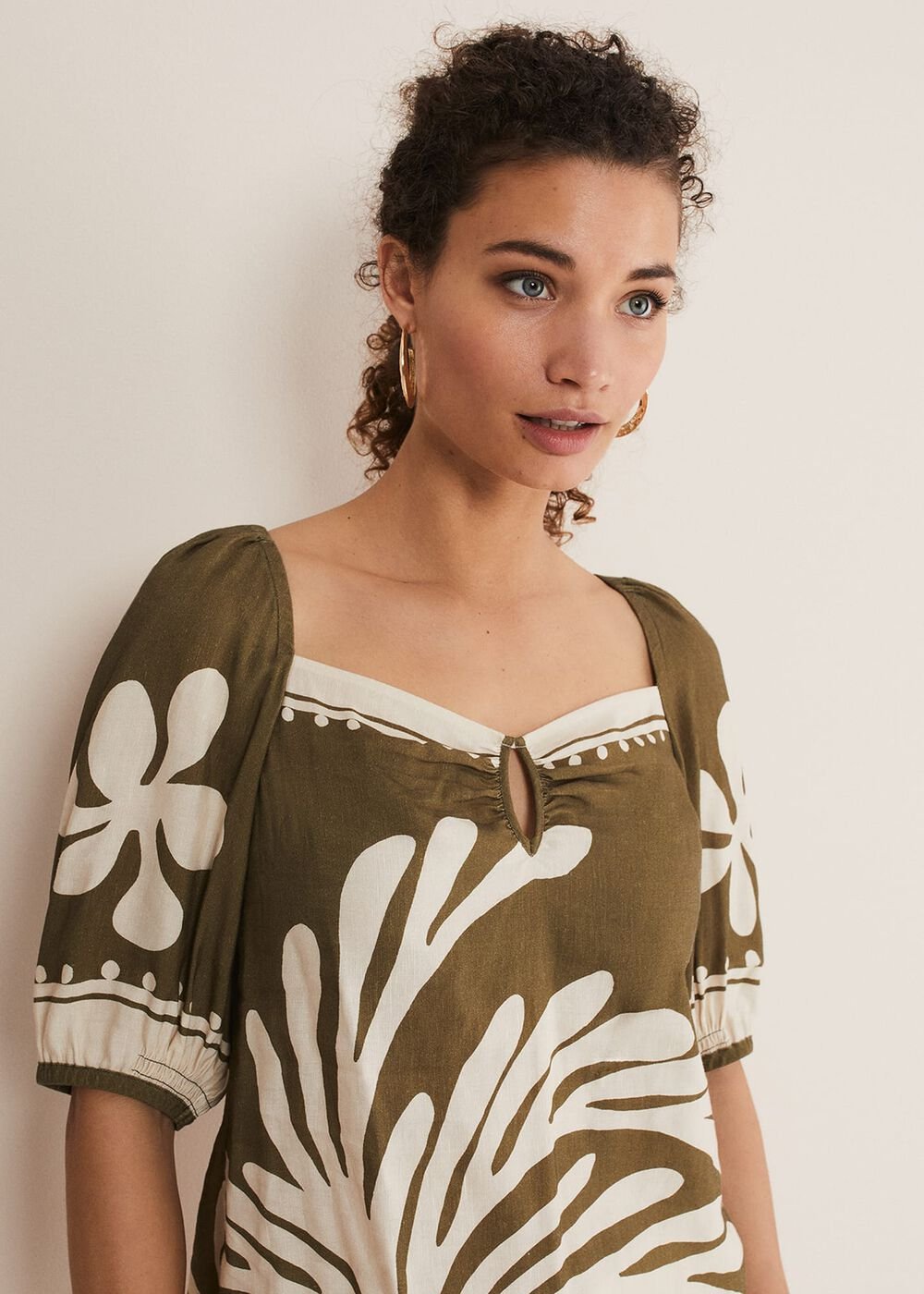 Hesta Linen Top Olive