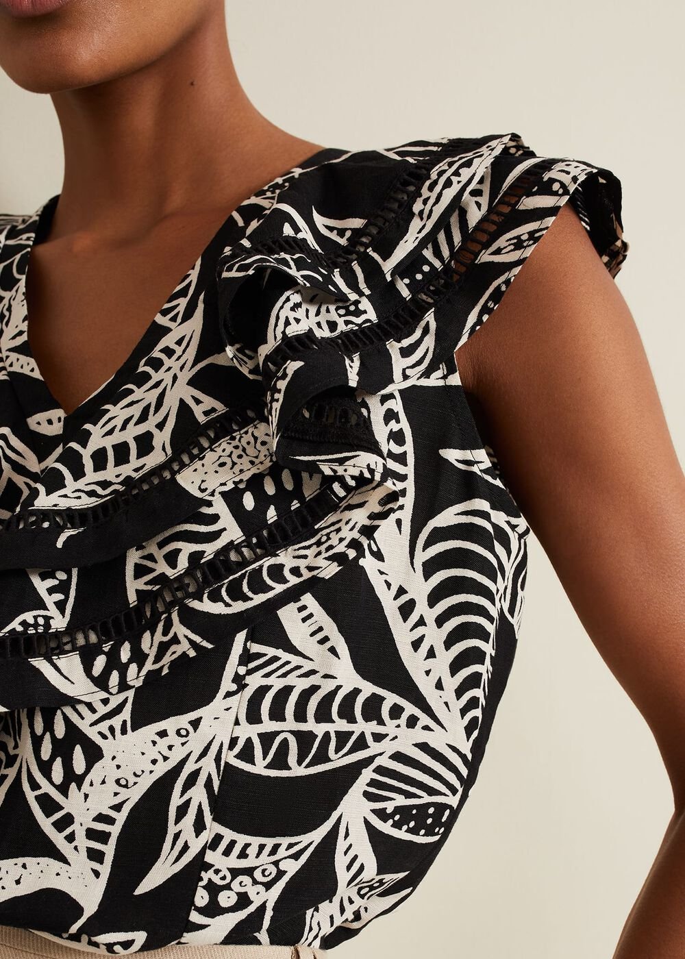 Rosey Linen Ruffle Top Black