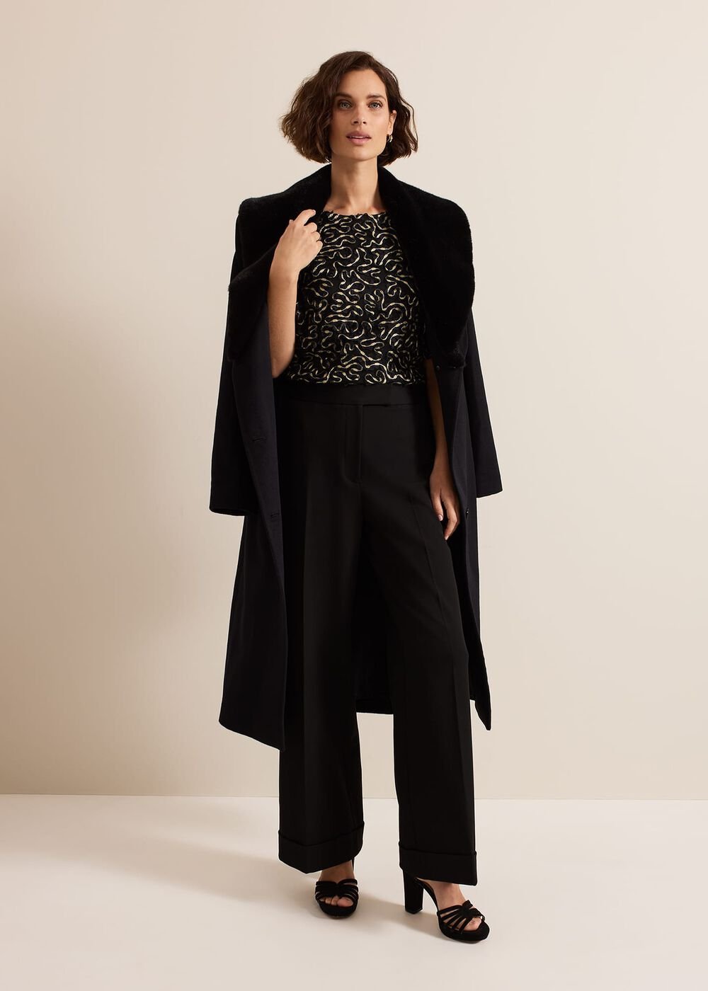 Ariella Textured Blouson Sleeve Top Black
