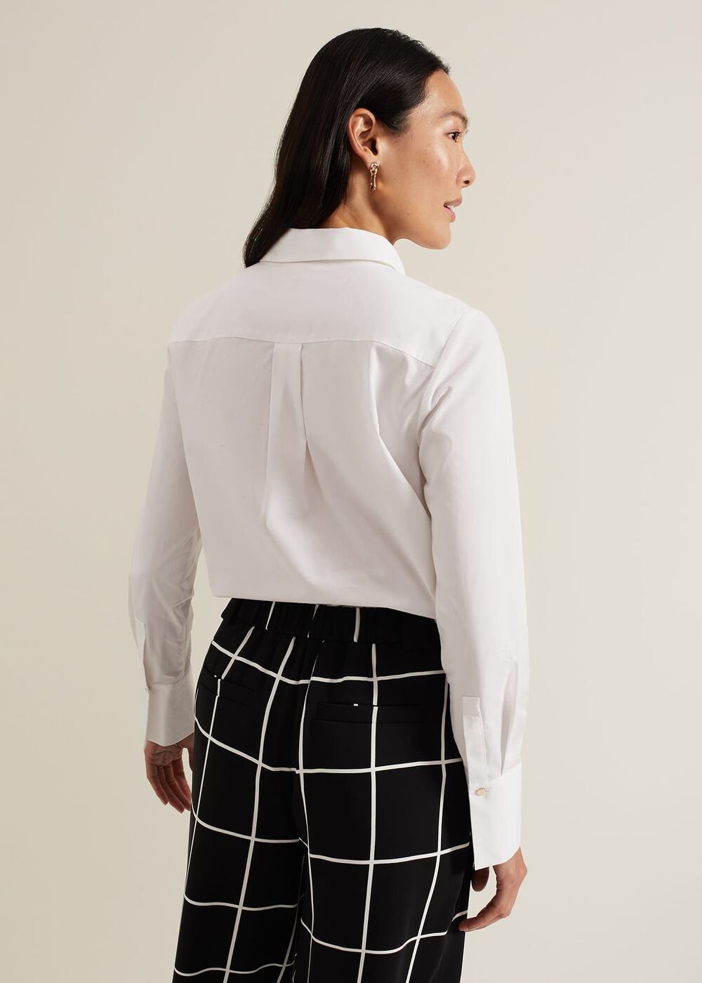 The White Shirt White