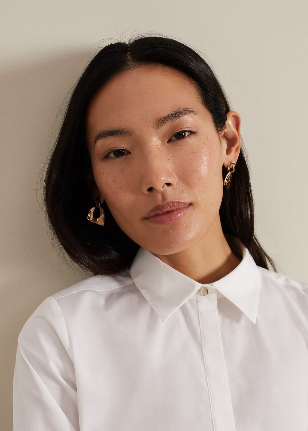 The White Shirt White