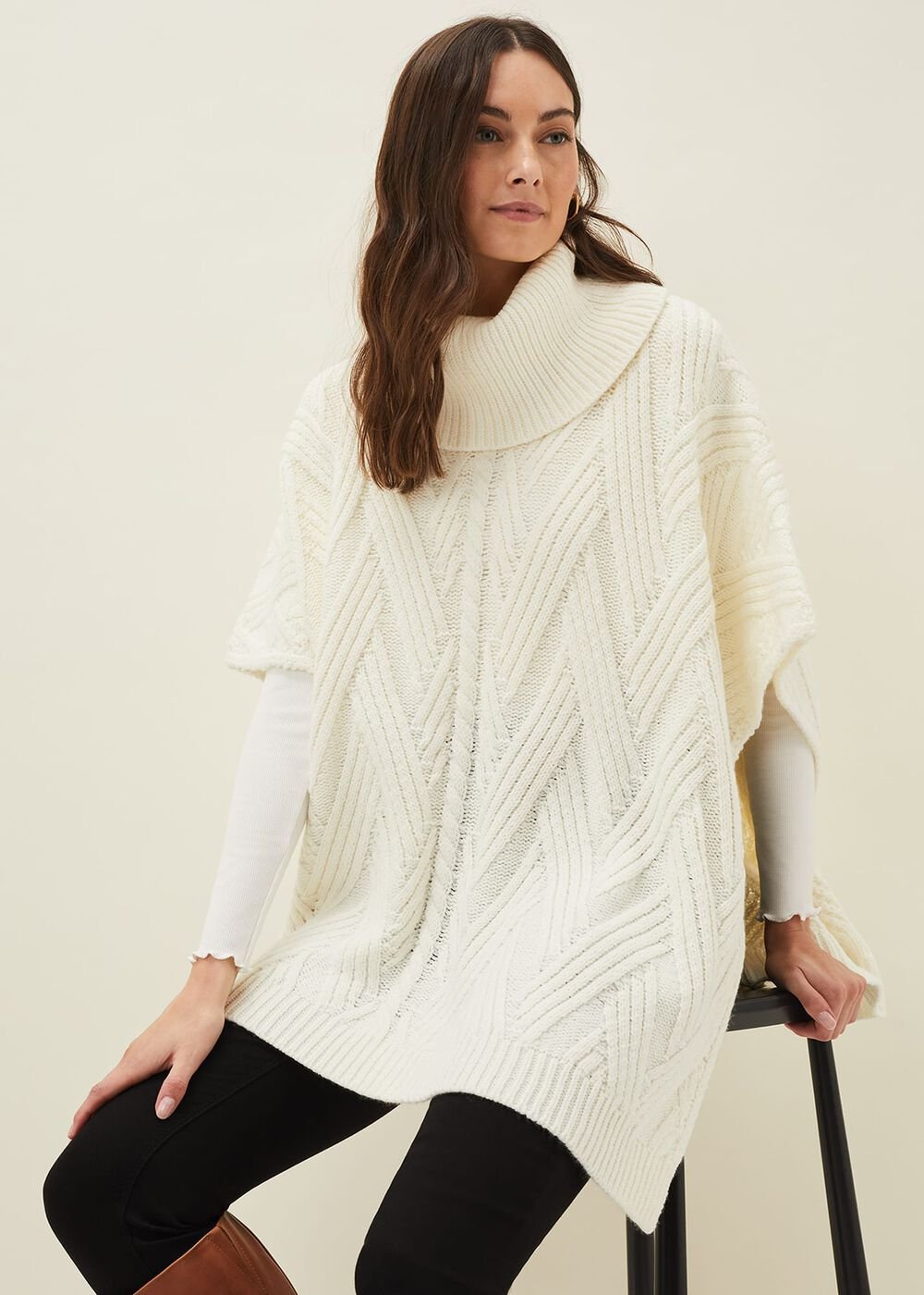 Melly Cable Knit Cape Winter White