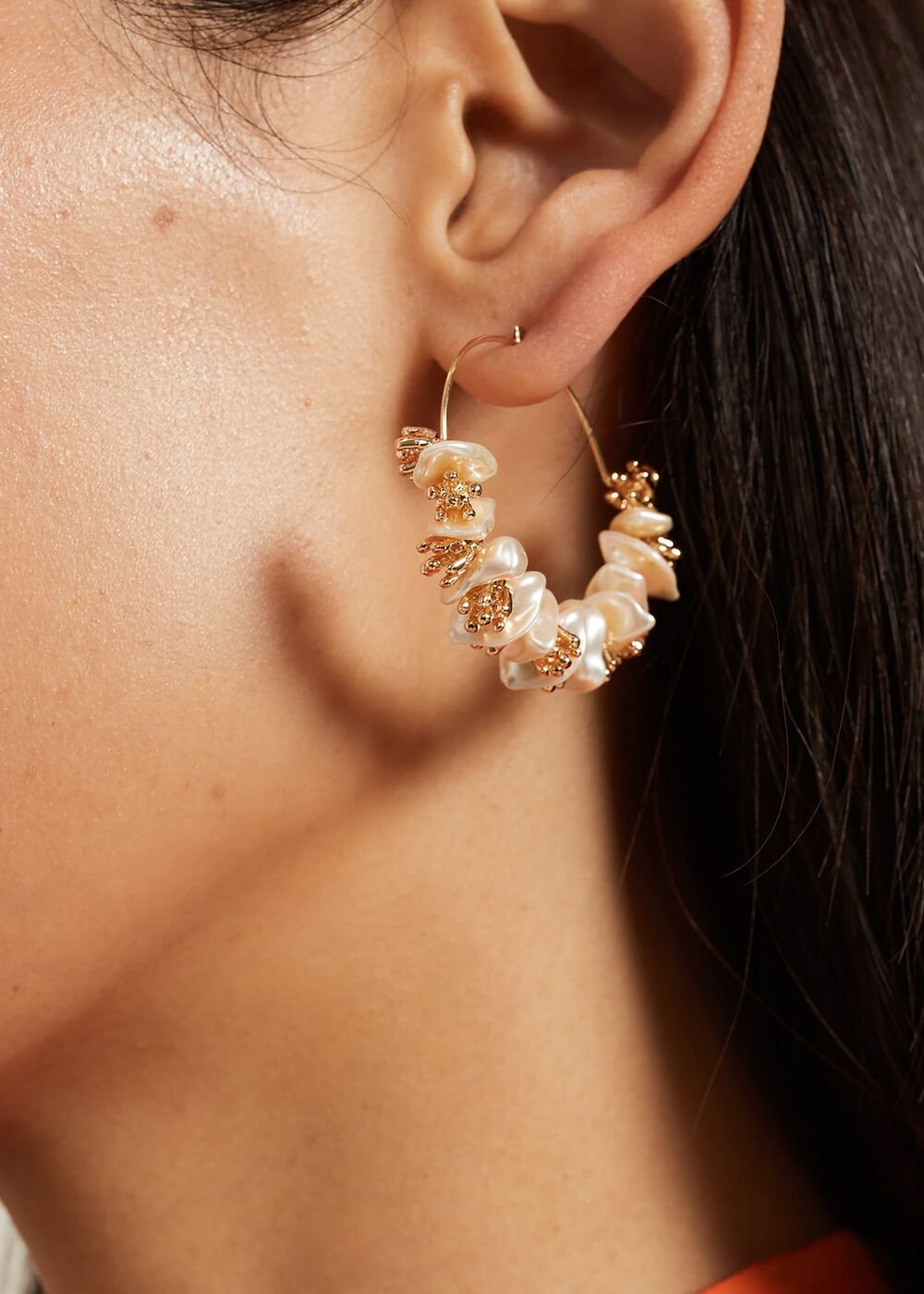 Pearl Detail Hoop Earrings Gold