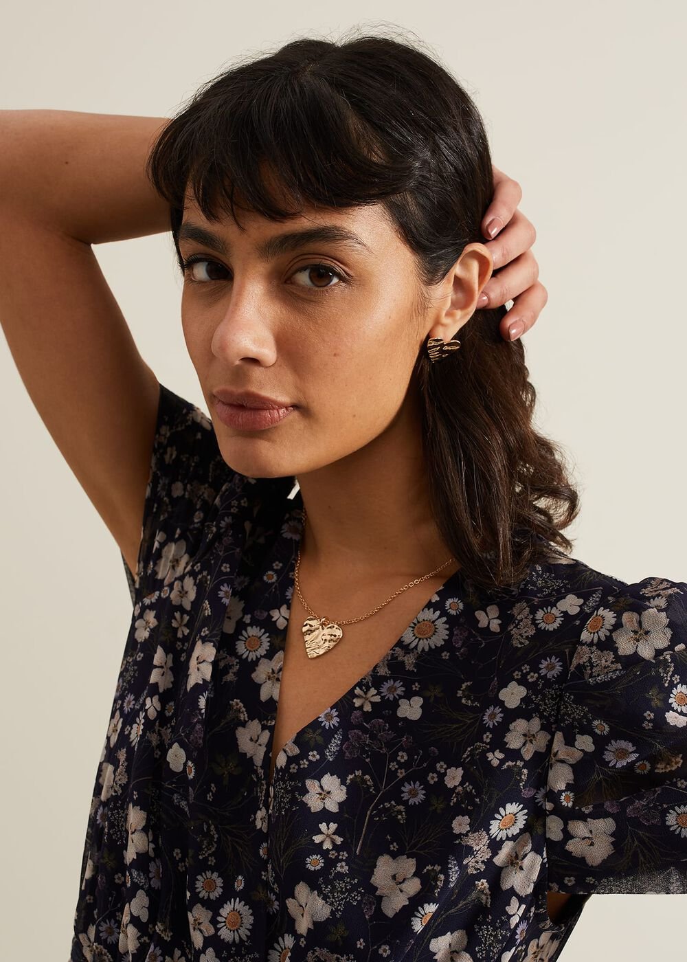 Gold Heart Necklace Gold