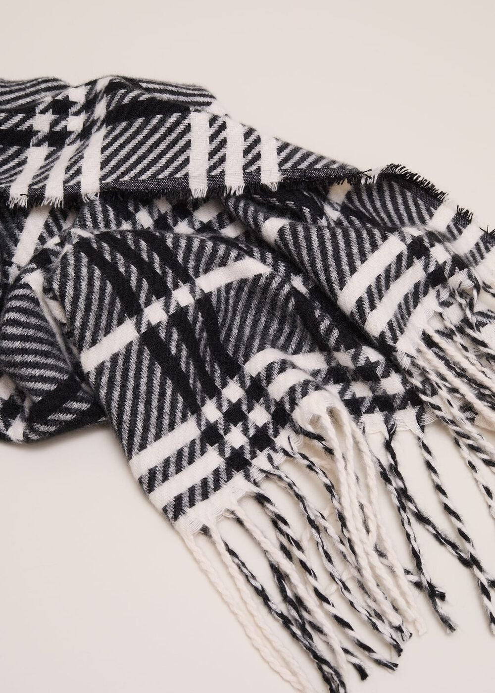 Checked Printed Scarf Black/Ivory