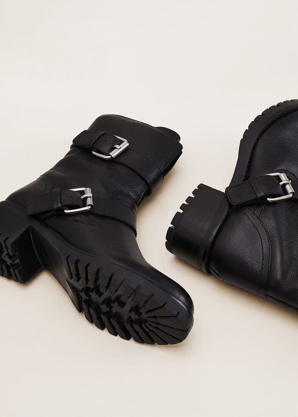 Alaska Black Leather Biker Boots Black