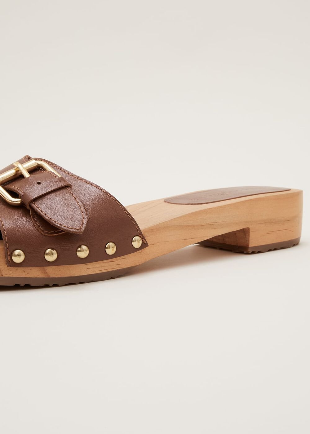 Buckle Front Clog Sandal Tan