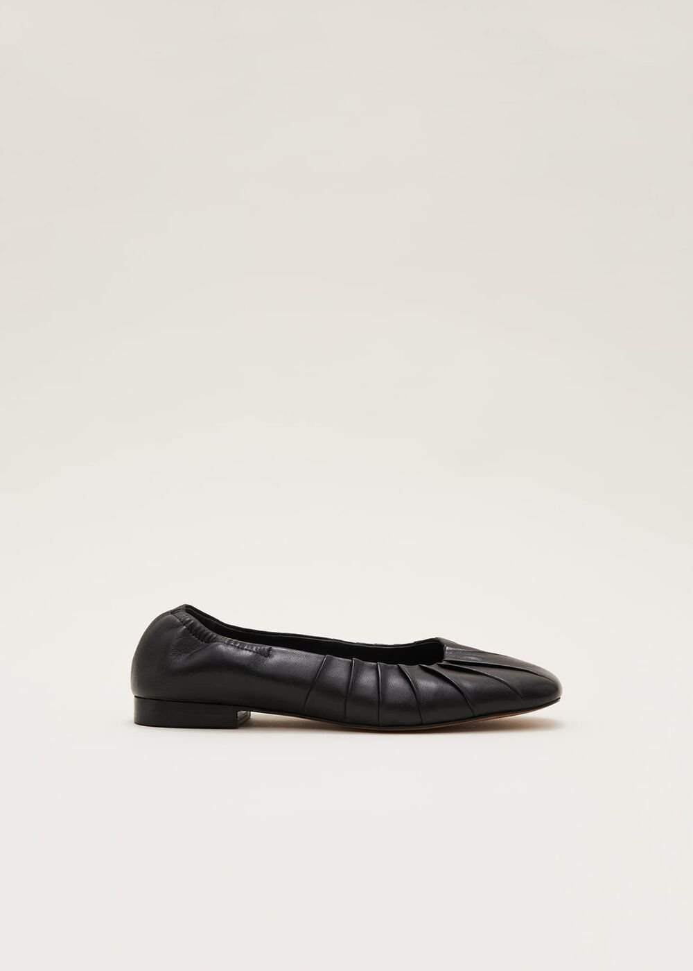 Elasticated Pump Black