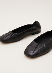 Elasticated Pump Black