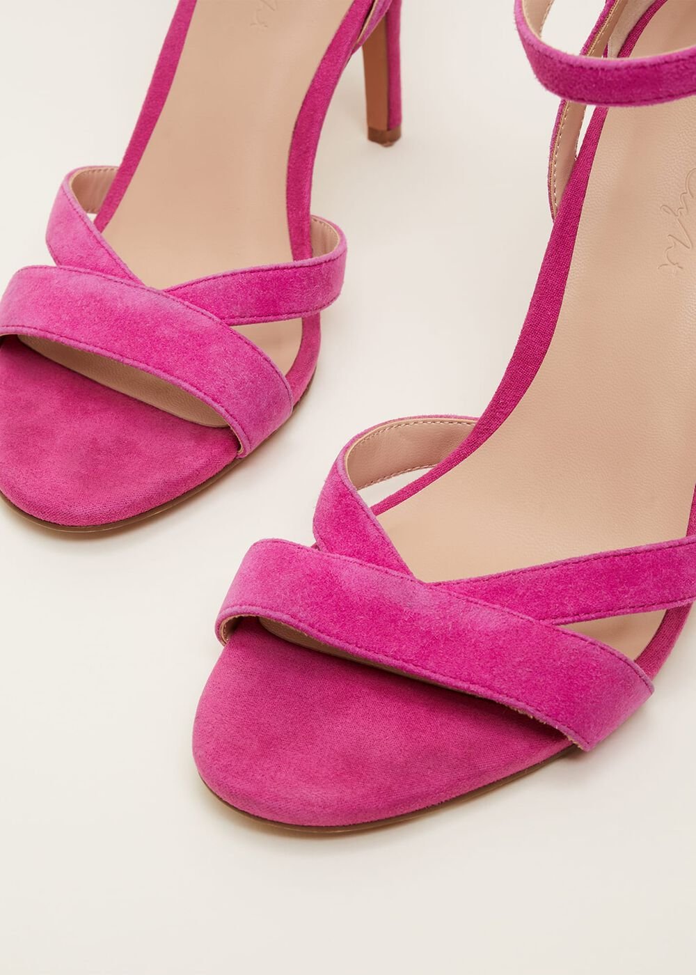 Cut Out Strappy Sandal Magenta