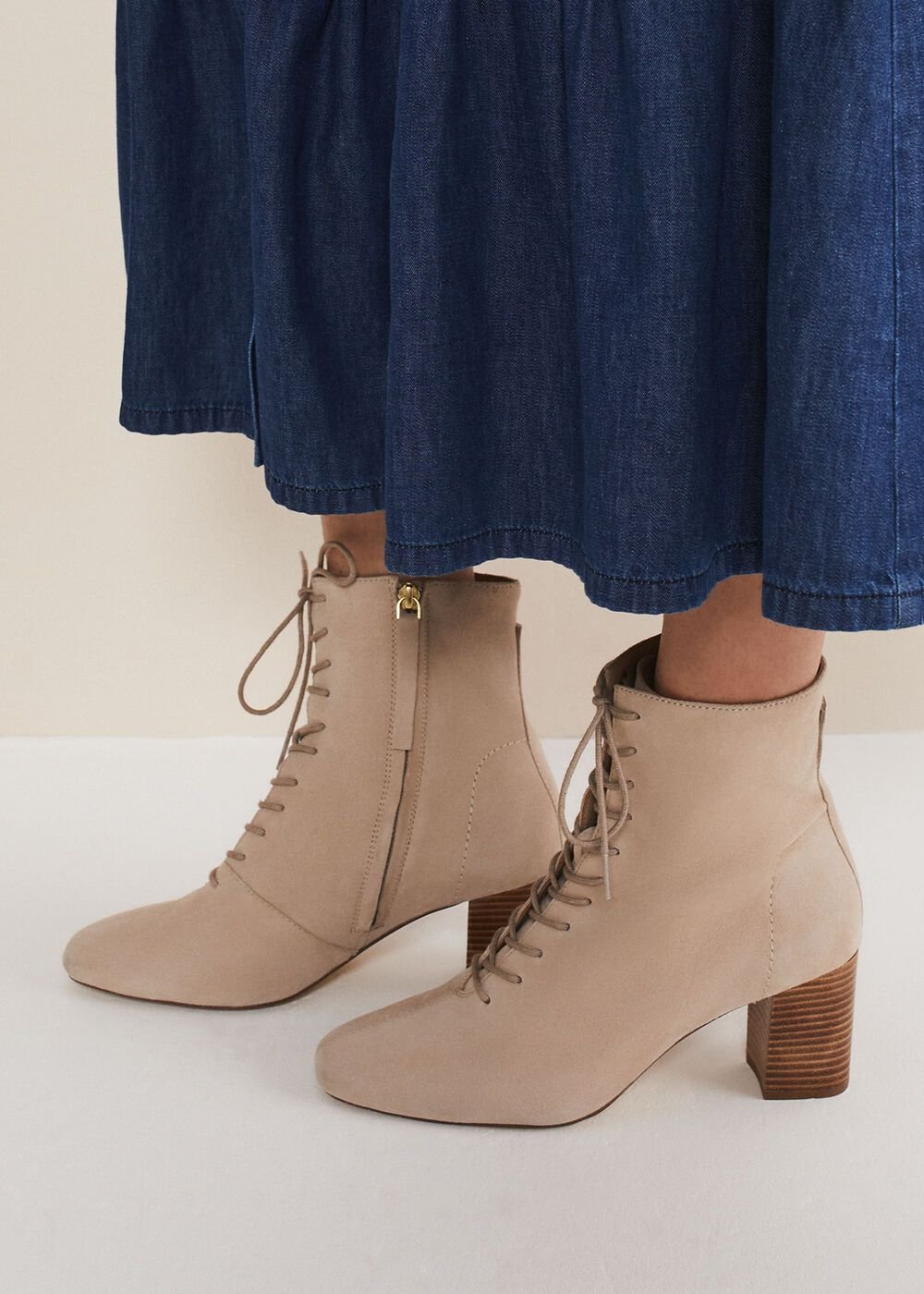 Lace Up Ankle Boot Winter White