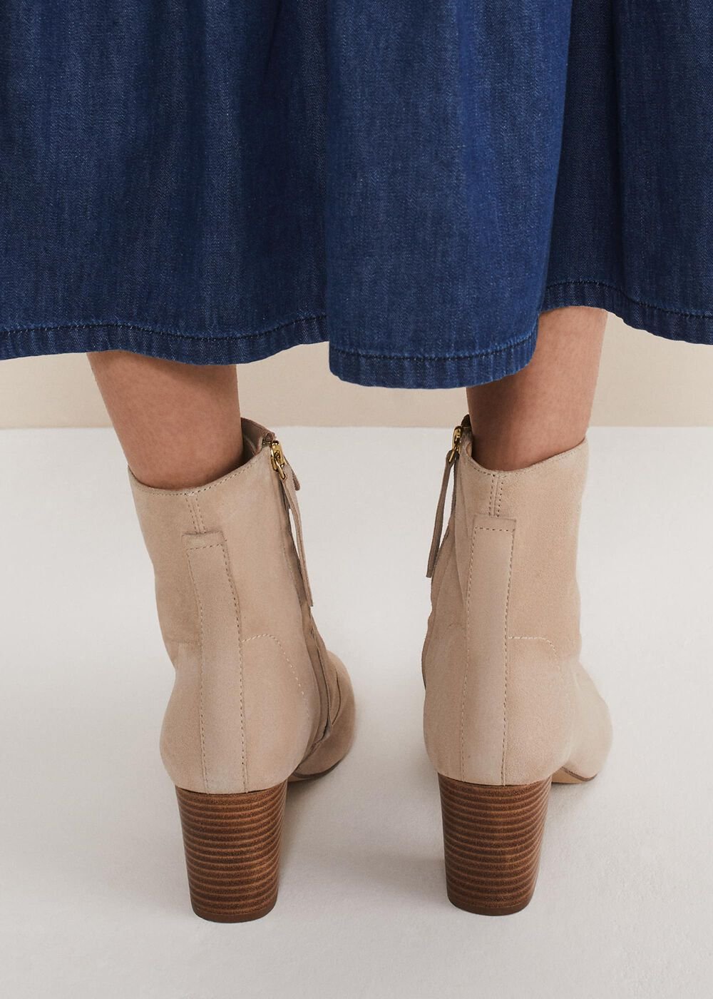 Lace Up Ankle Boot Winter White