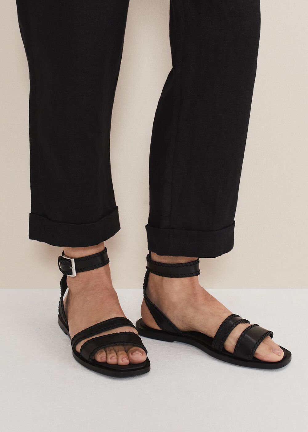 Leather Flat Sandals Black