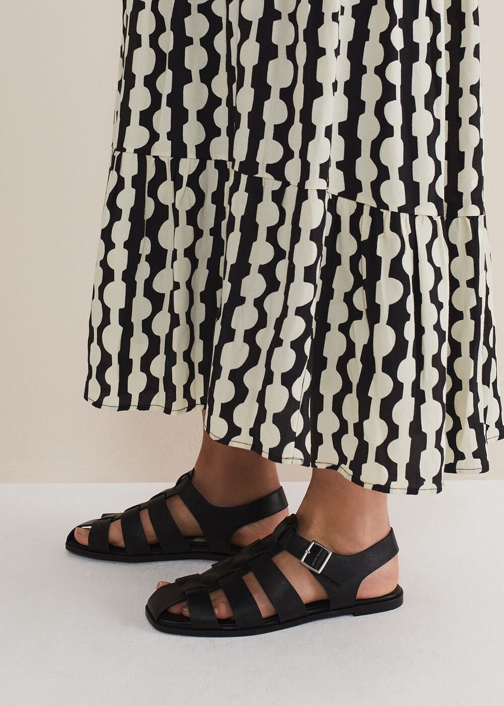 Leather Chunky Strap Sandal Black