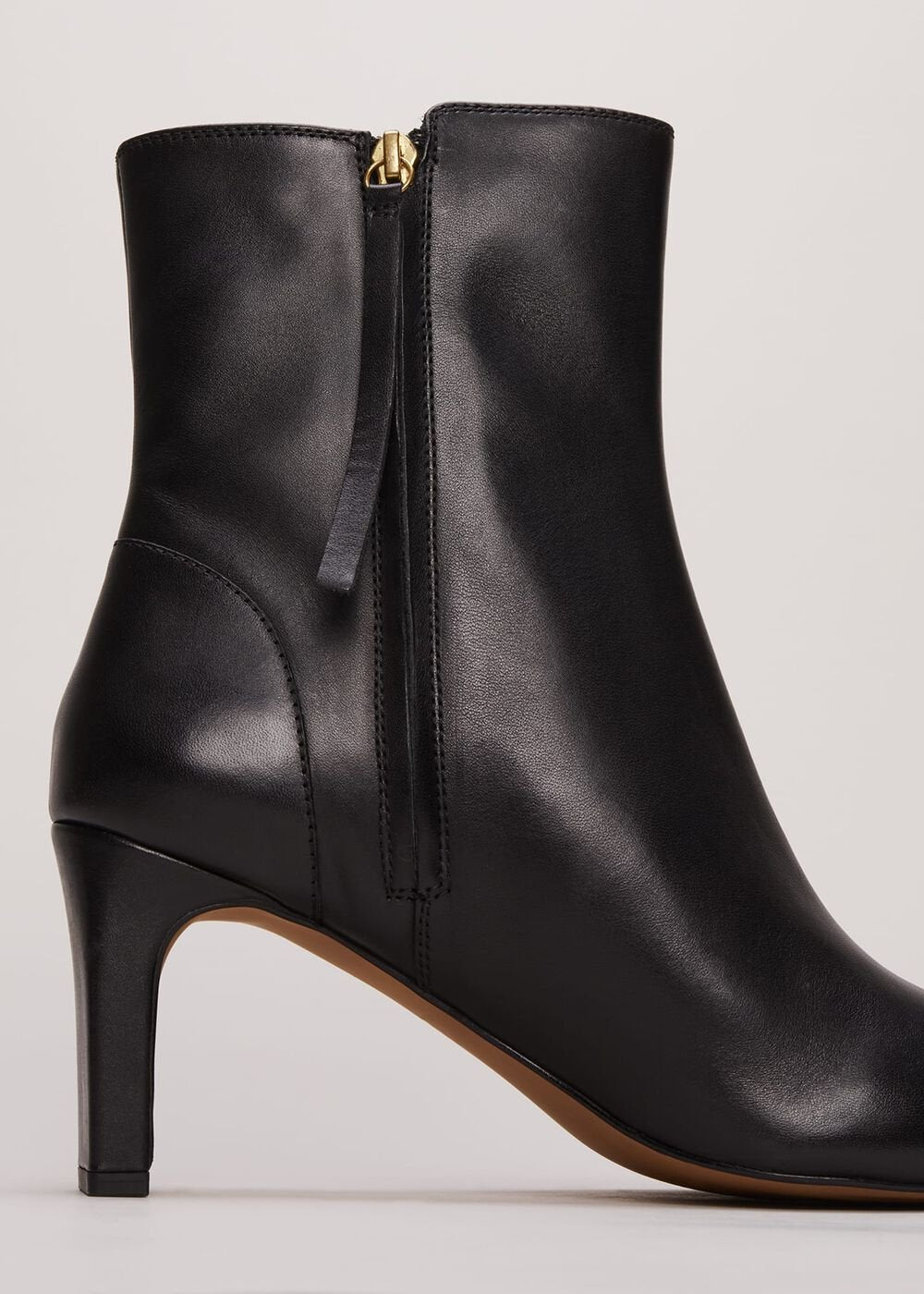 Brown Leather Ankle Boots Black