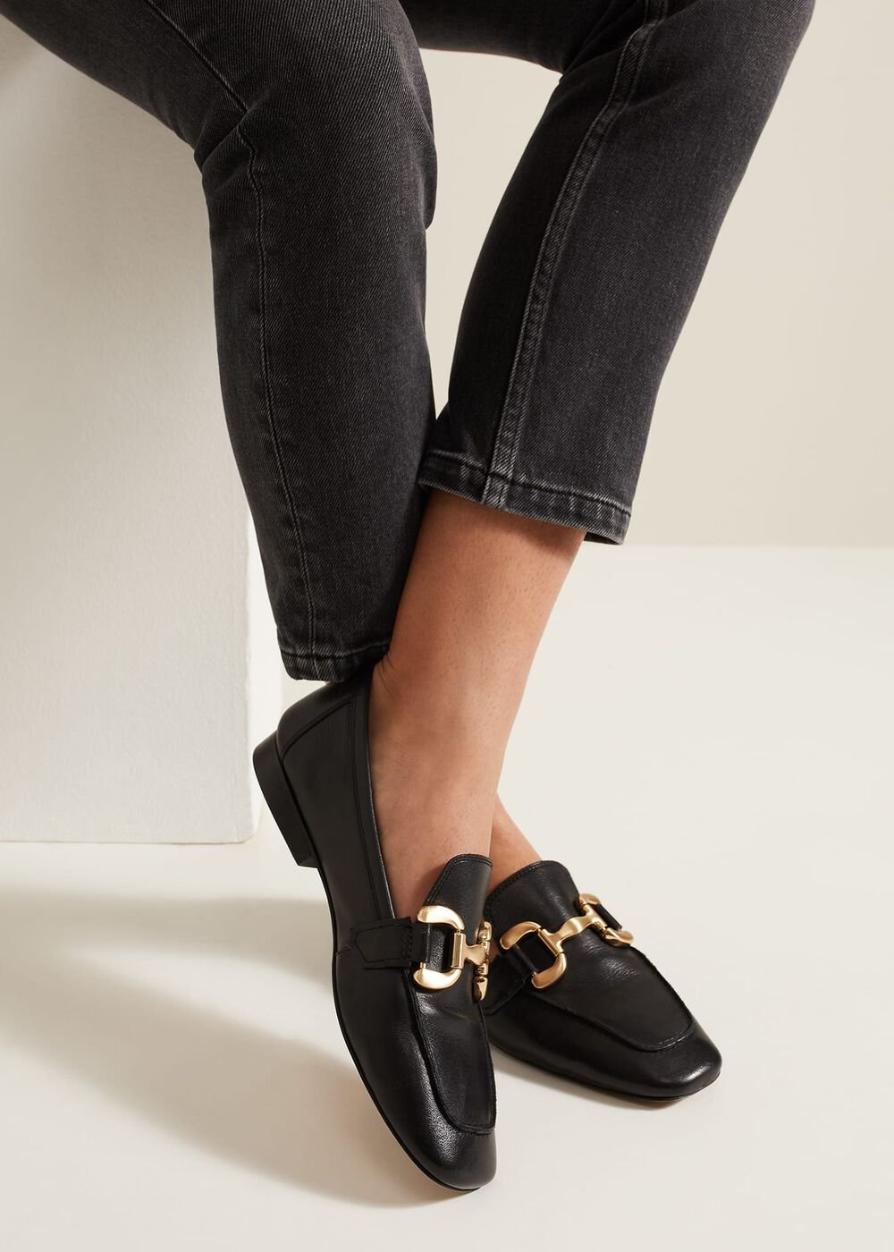 Black Leather Flat Loafers Black