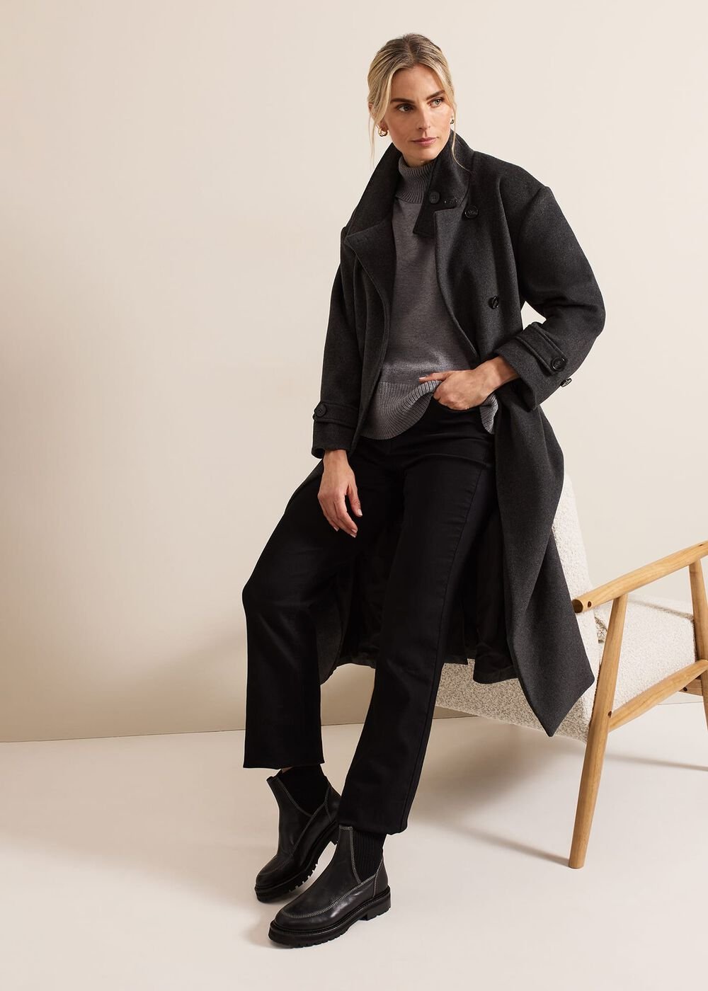 Black Feature Stitch Chunky Chelsea Boot Black