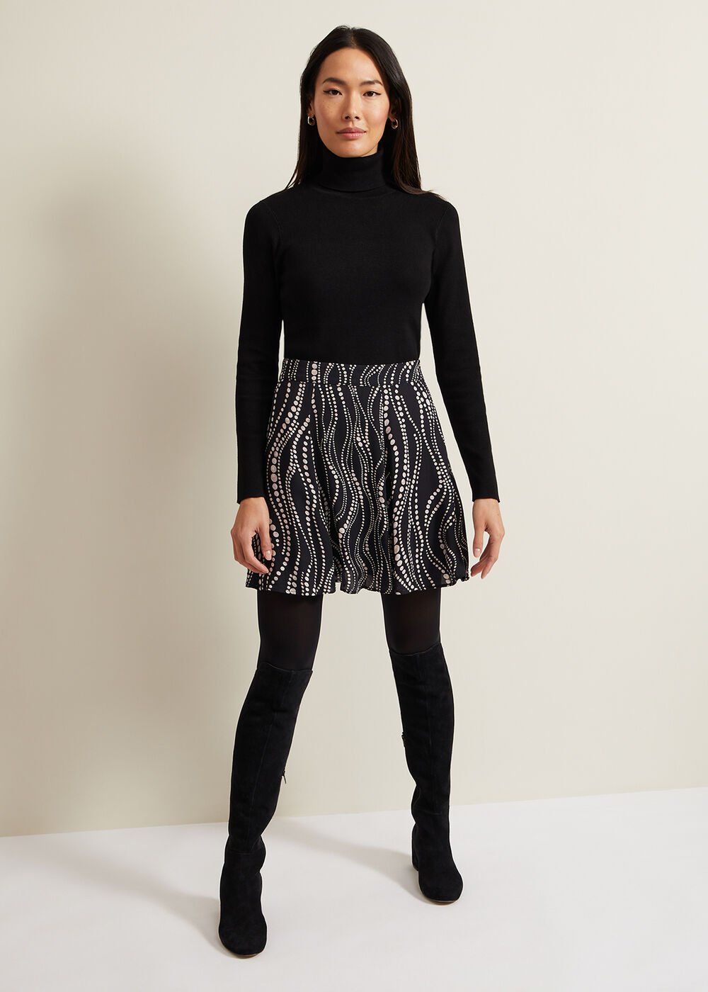 Ilaria Flippy Mini Pearl Print Skirt Black