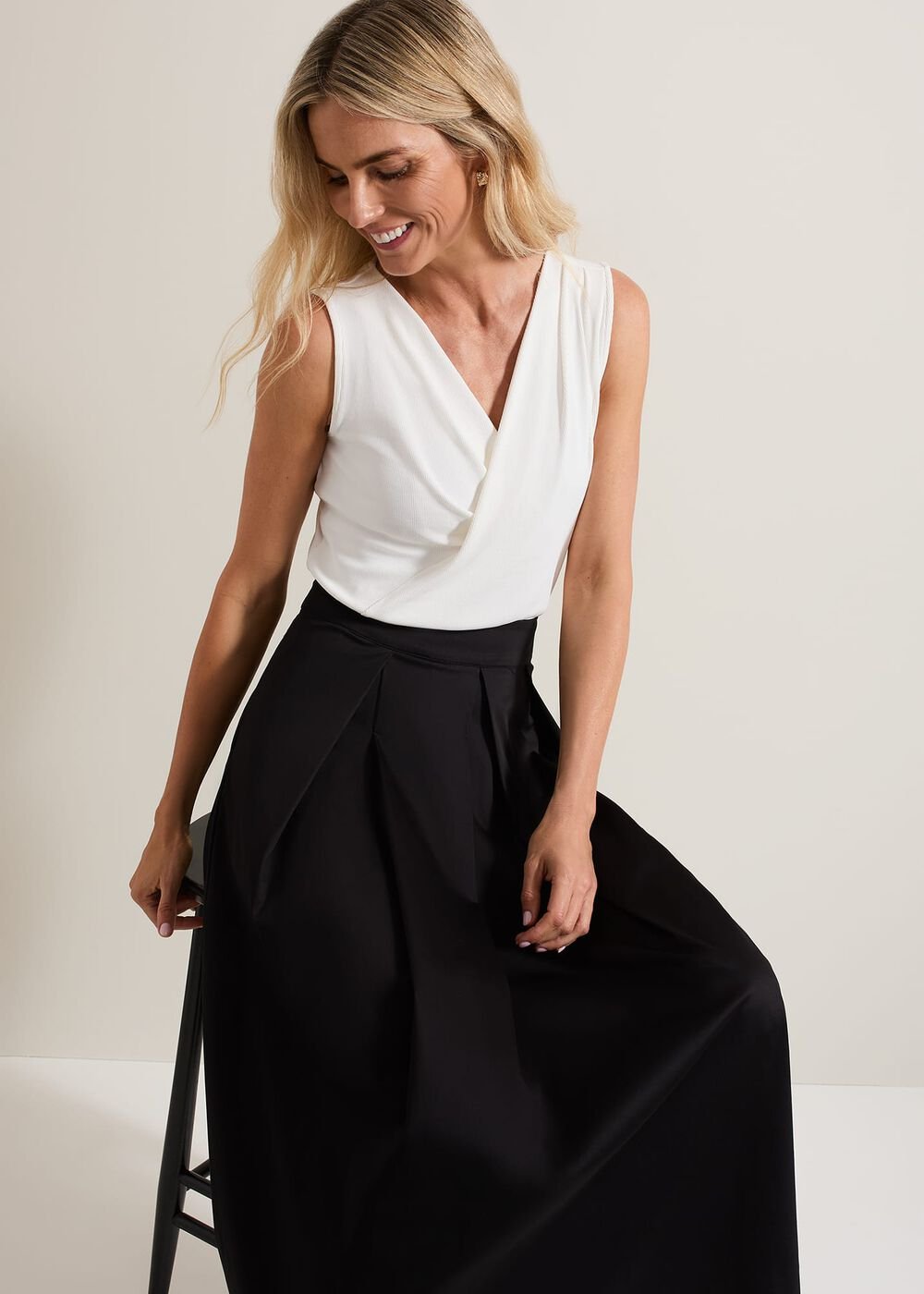Trinity Pleated Skirt Black
