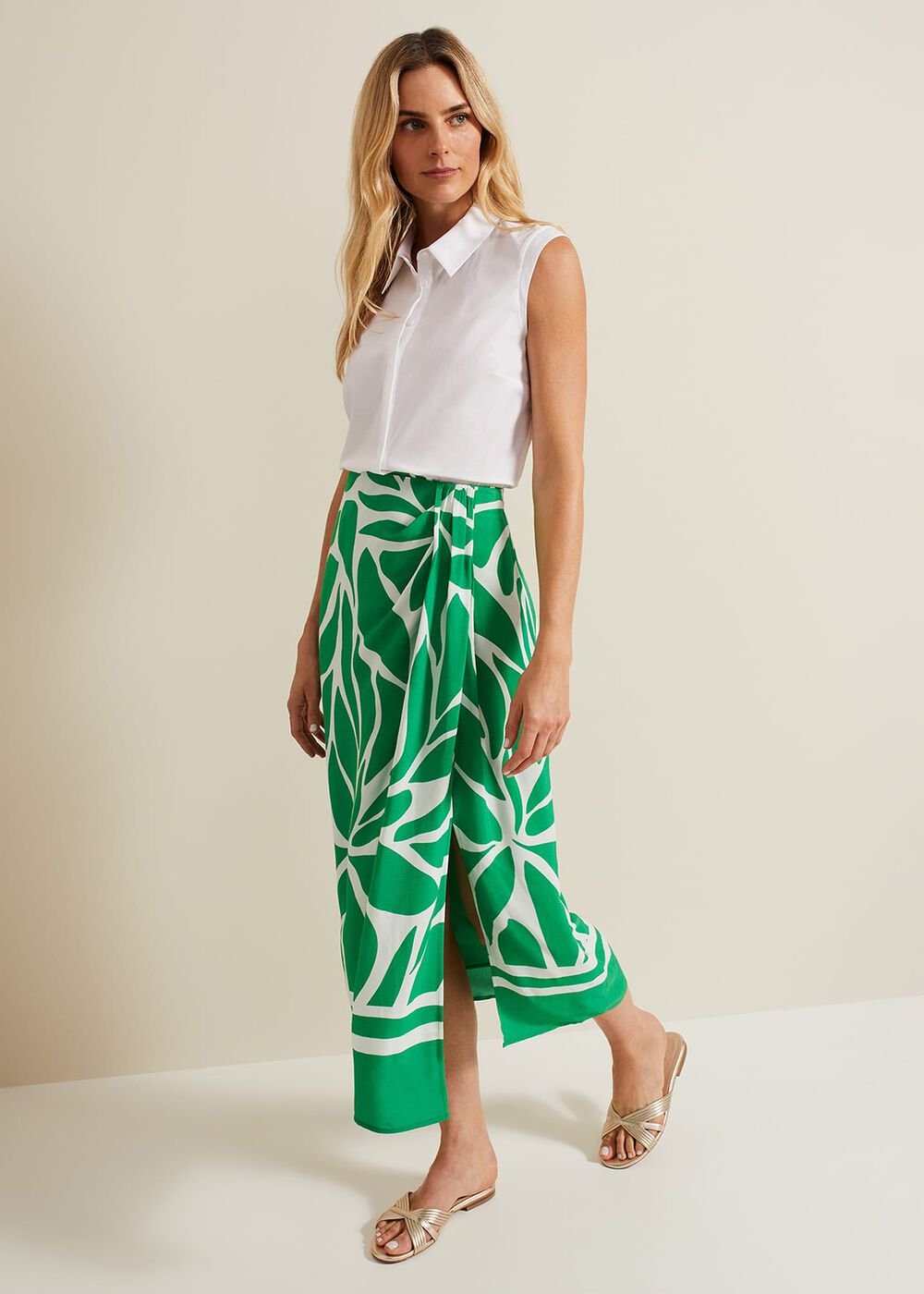 Presley Leaf Print Skirt Green