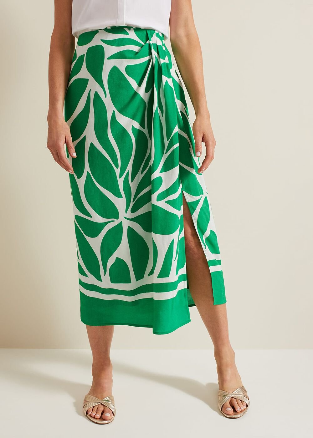 Presley Leaf Print Skirt Green
