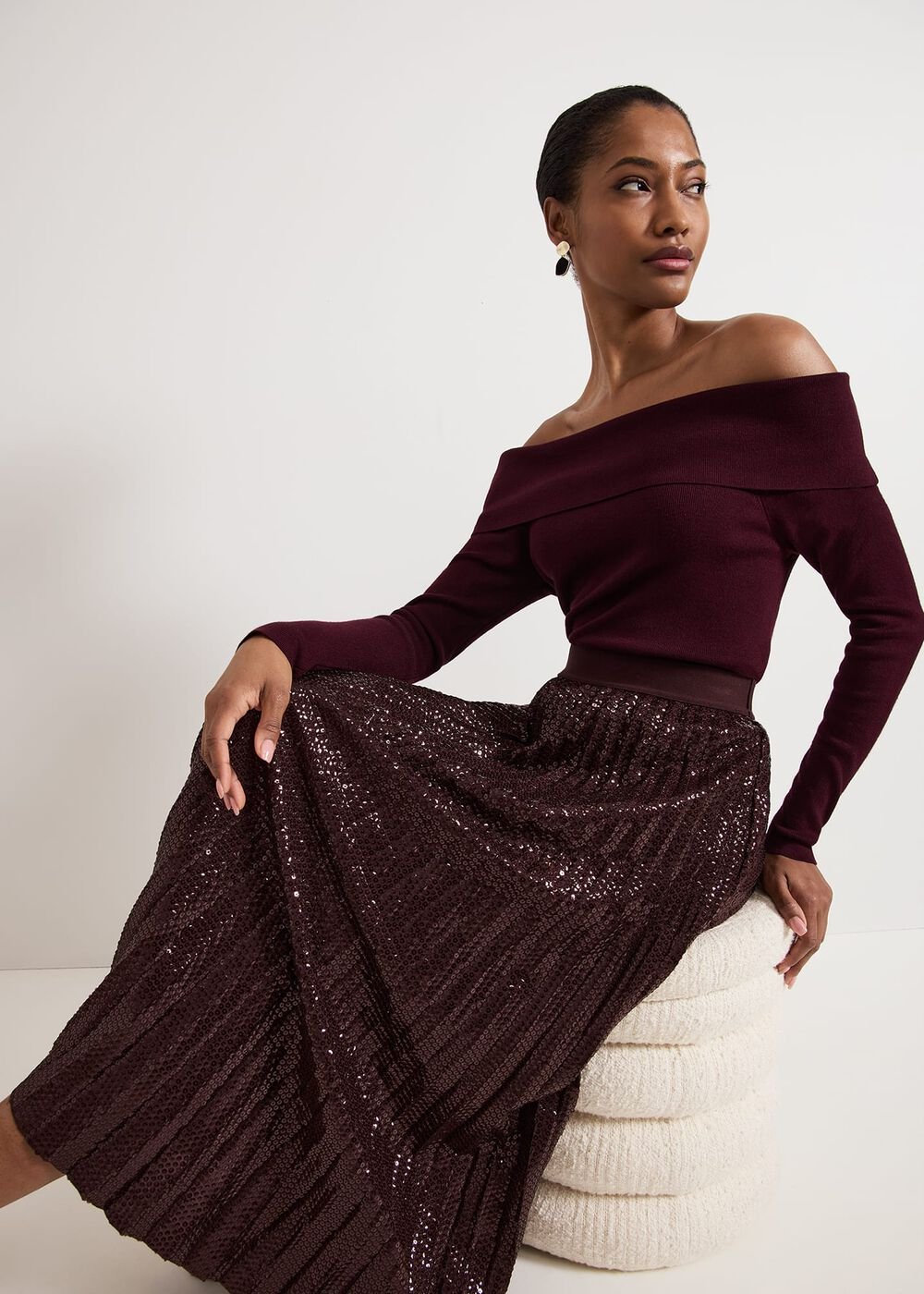 Alaina Sequin Pleated Skirt Burgundy