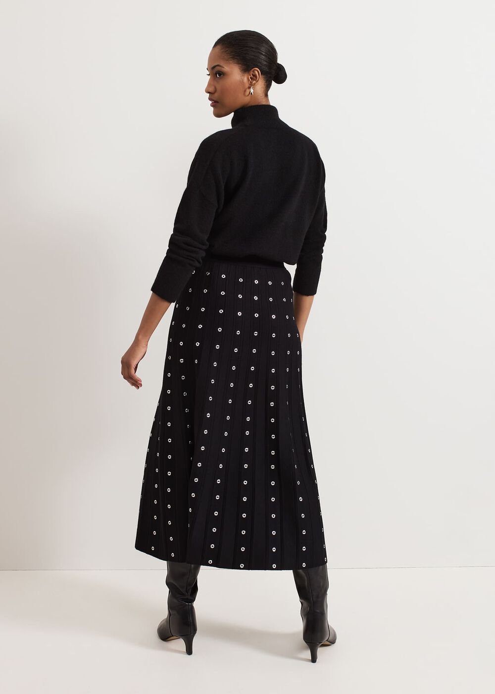Emilia Eyelet Skirt Black