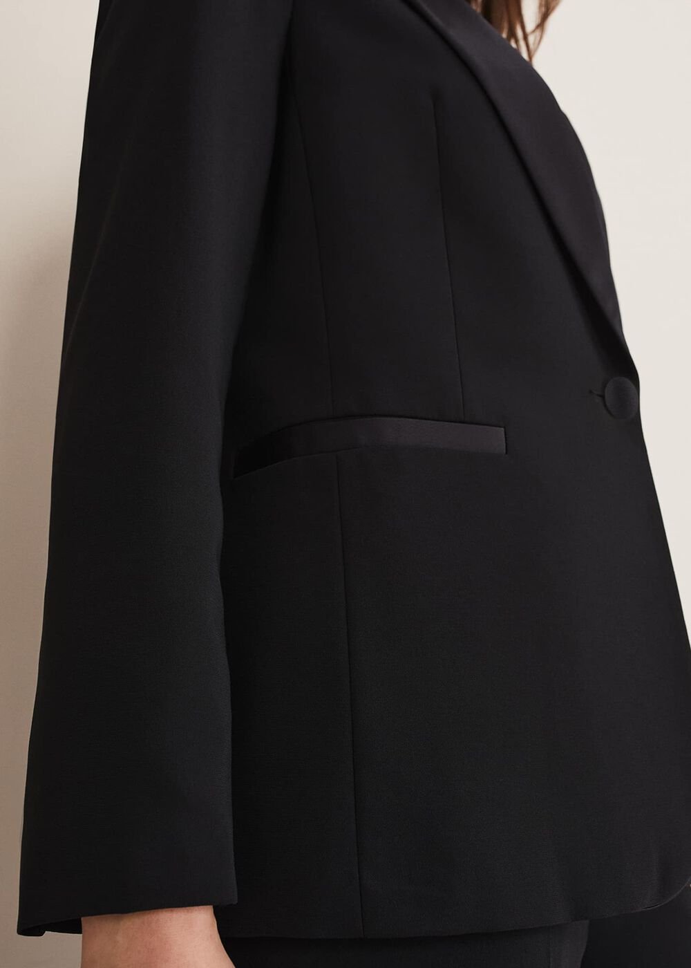 Elandra Black Tux Blazer Black