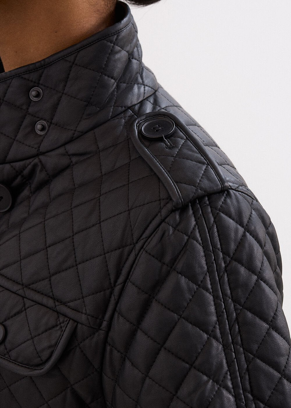 Erna Pu Coat Black